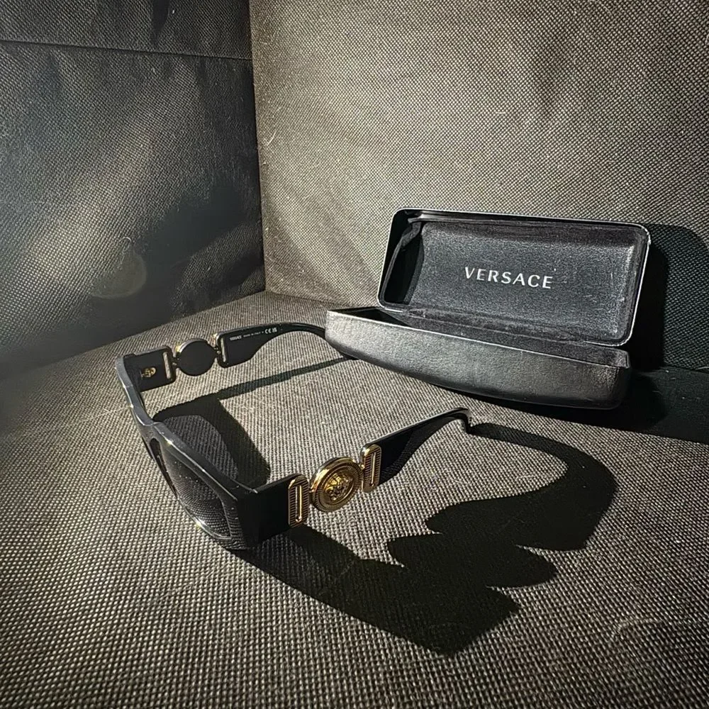 Brand new Versace Black and Gold logo Sunglasses unisex with box